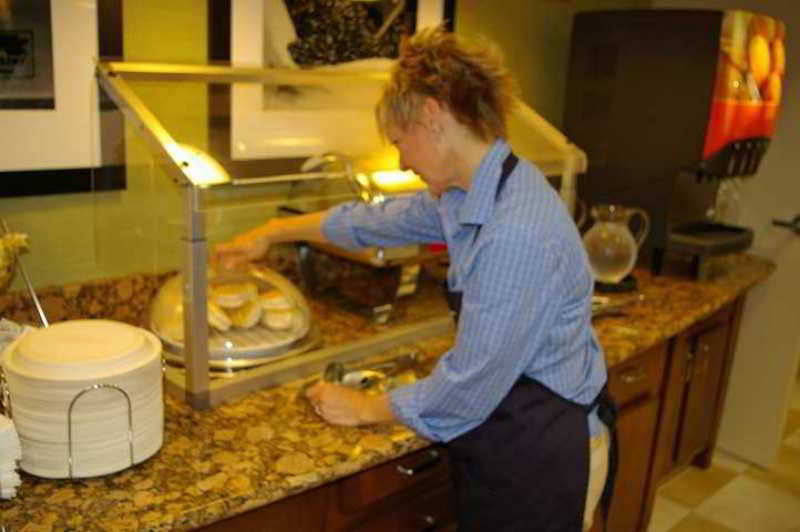 Hampton Inn&Suites Huntersville Restaurant bilde